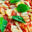 Wie viele Kalorien hat eine Pizza? - Liste mit Sorten & Kcal pro 100g